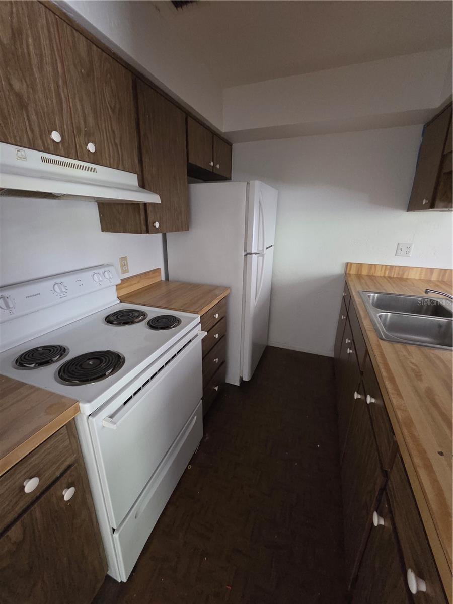 830 N CLAKE ST #1, DELAND, FL, 32724