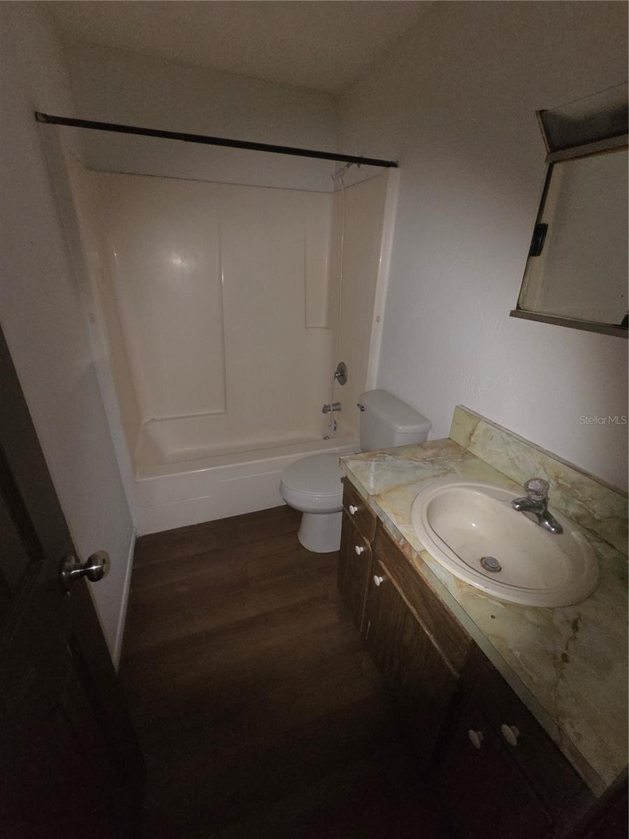 830 N CLAKE ST #1, DELAND, FL, 32724