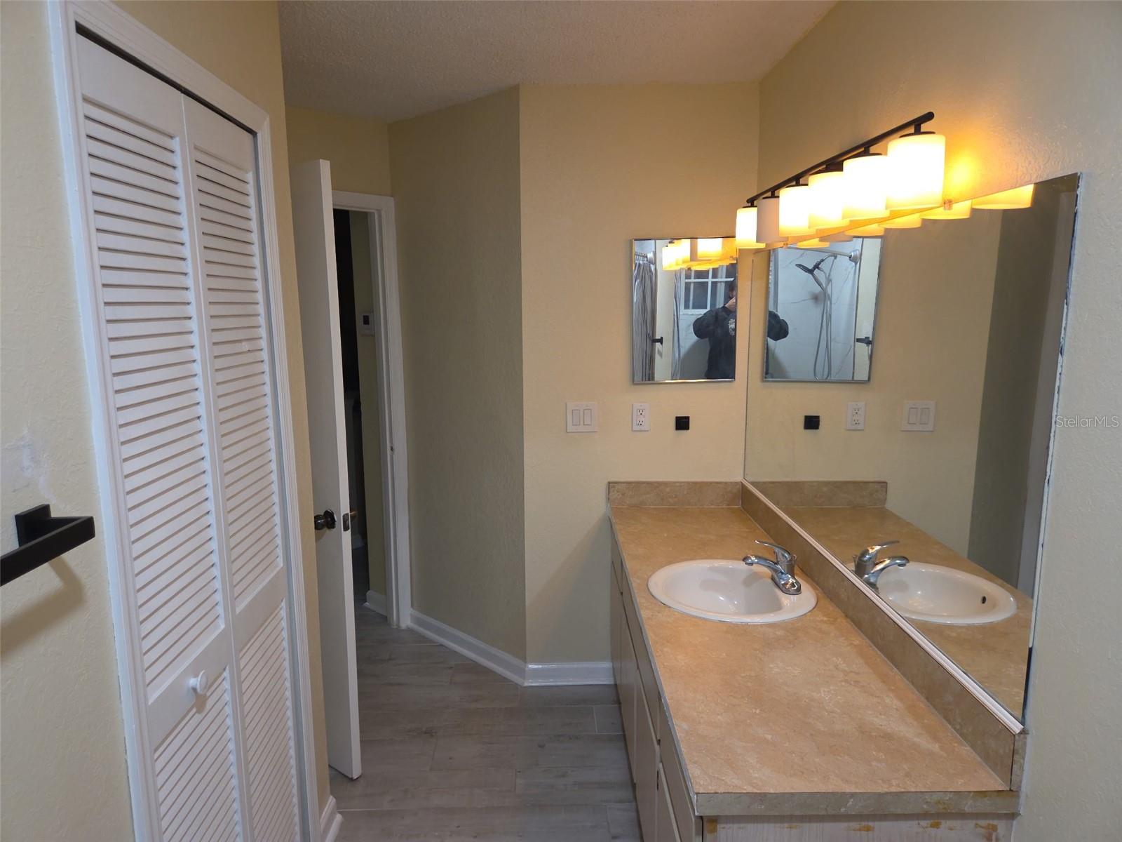 3705 SW 27TH ST #422, GAINESVILLE, FL, 32608