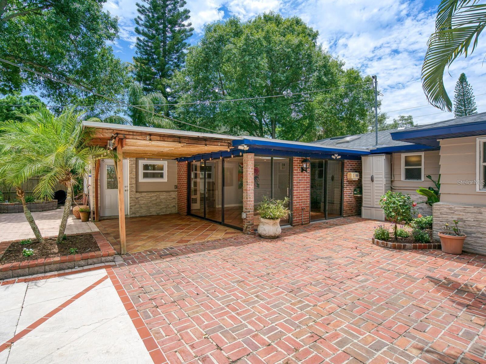 1127 S OSPREY AVE, SARASOTA, FL, 34236