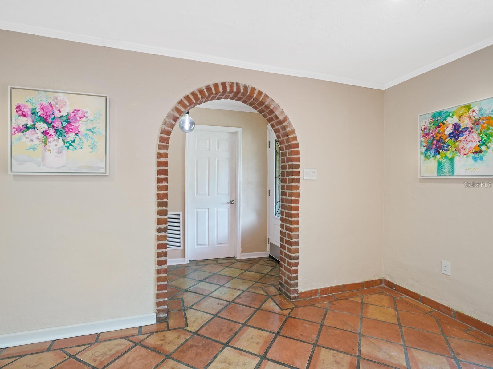 1127 S OSPREY AVE, SARASOTA, FL, 34236