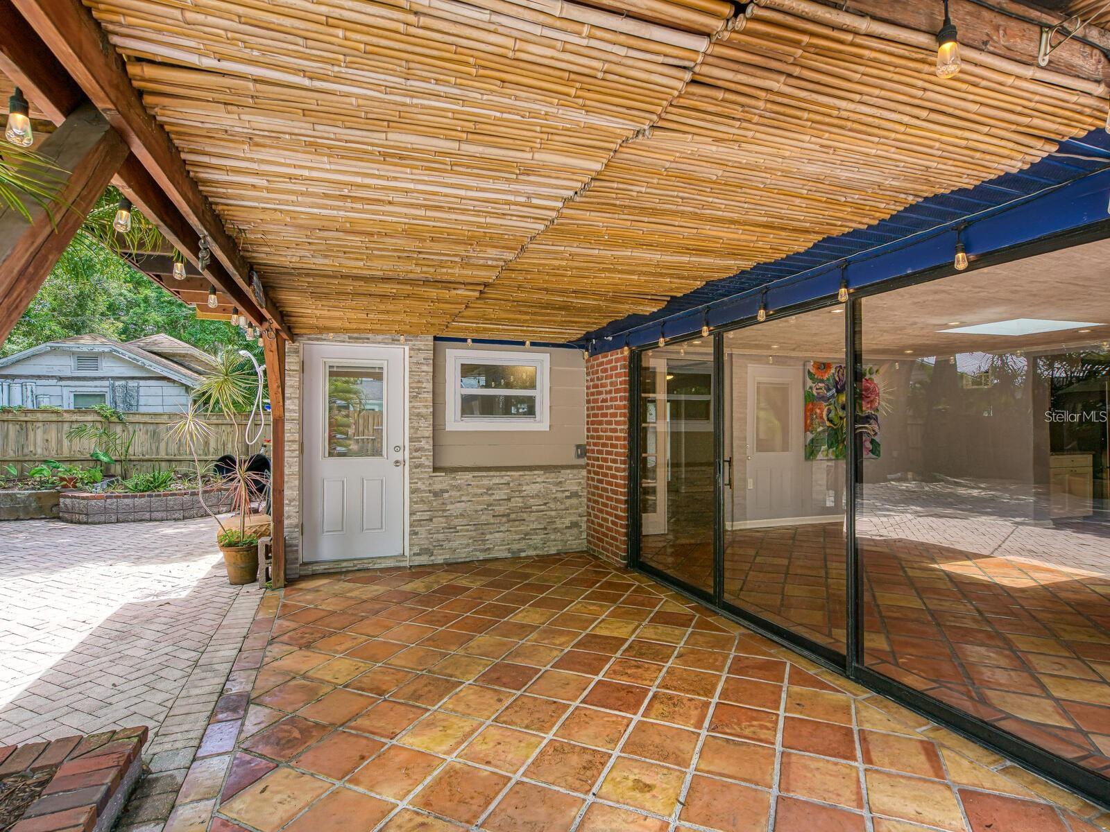 1127 S OSPREY AVE, SARASOTA, FL, 34236