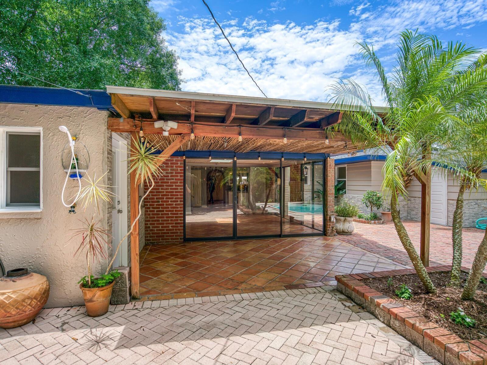 1127 S OSPREY AVE, SARASOTA, FL, 34236