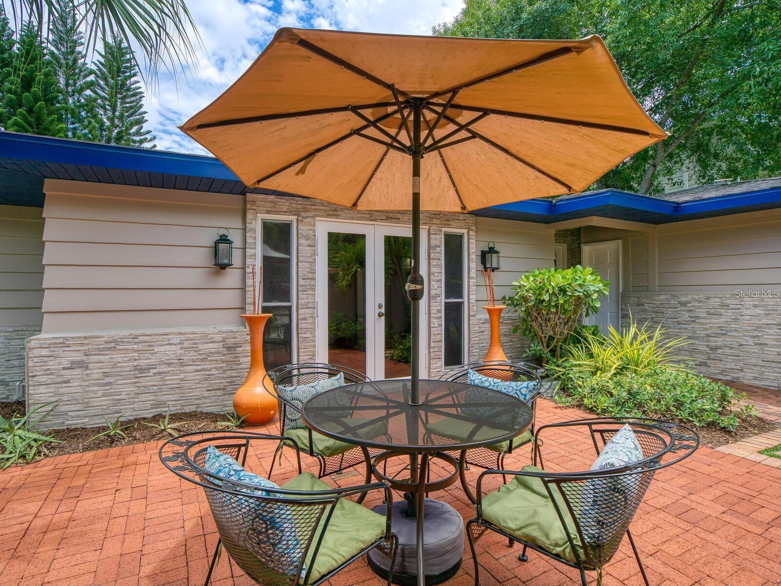 1127 S OSPREY AVE, SARASOTA, FL, 34236