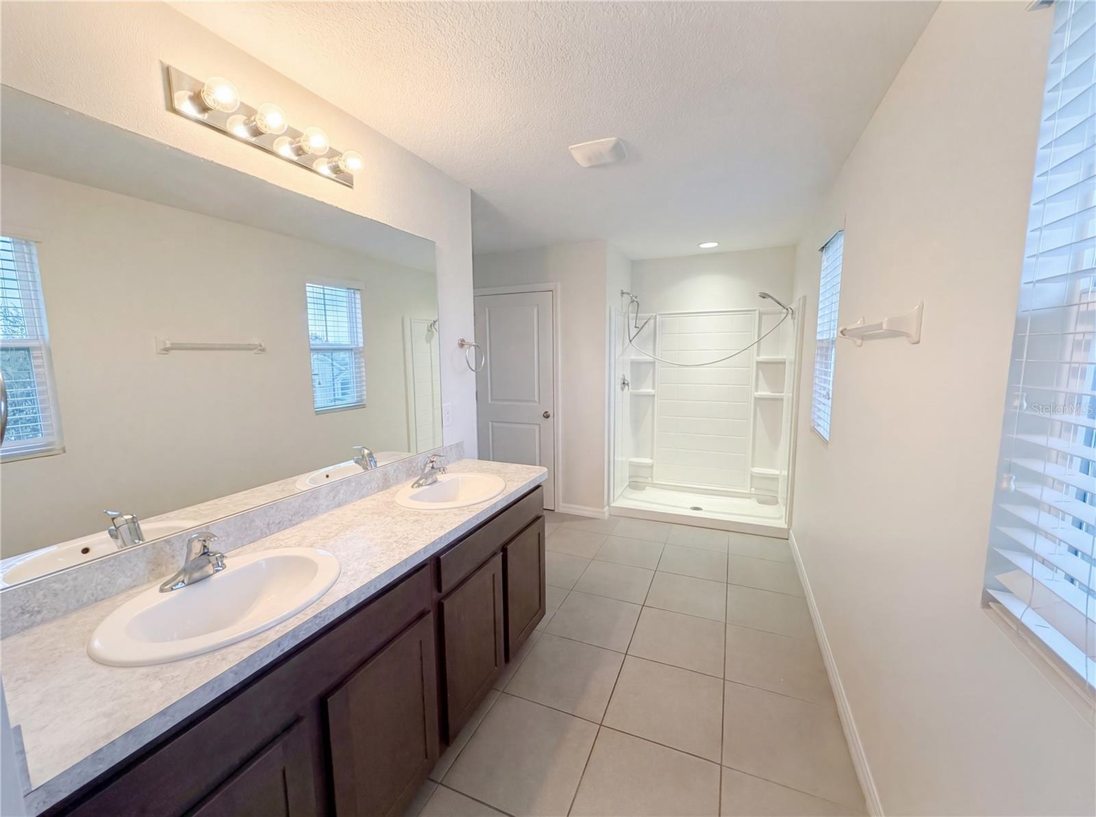 35687 HILLBROOK AVE, ZEPHYRHILLS, FL, 33541