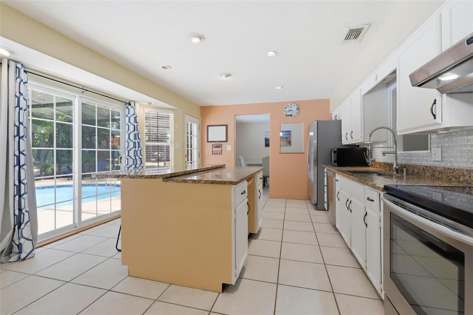 1433 S RIDGEWOOD AVE, DELAND, FL, 32720