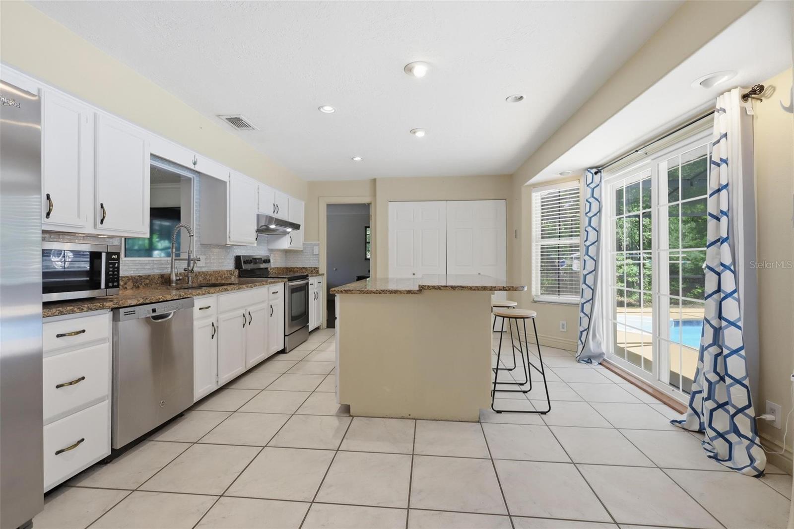 1433 S RIDGEWOOD AVE, DELAND, FL, 32720