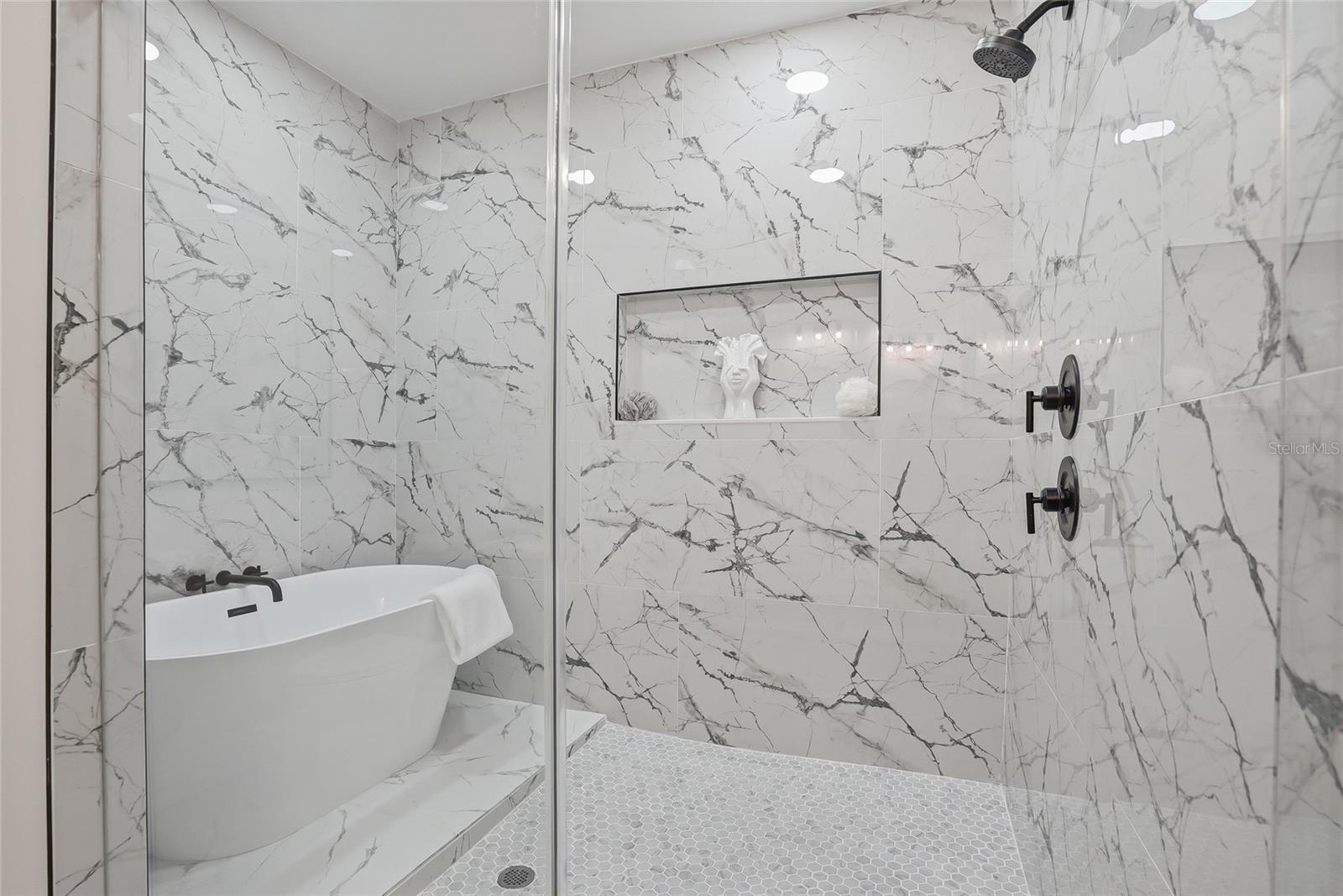 7706 N ARDEN AVE, TAMPA, FL, 33604