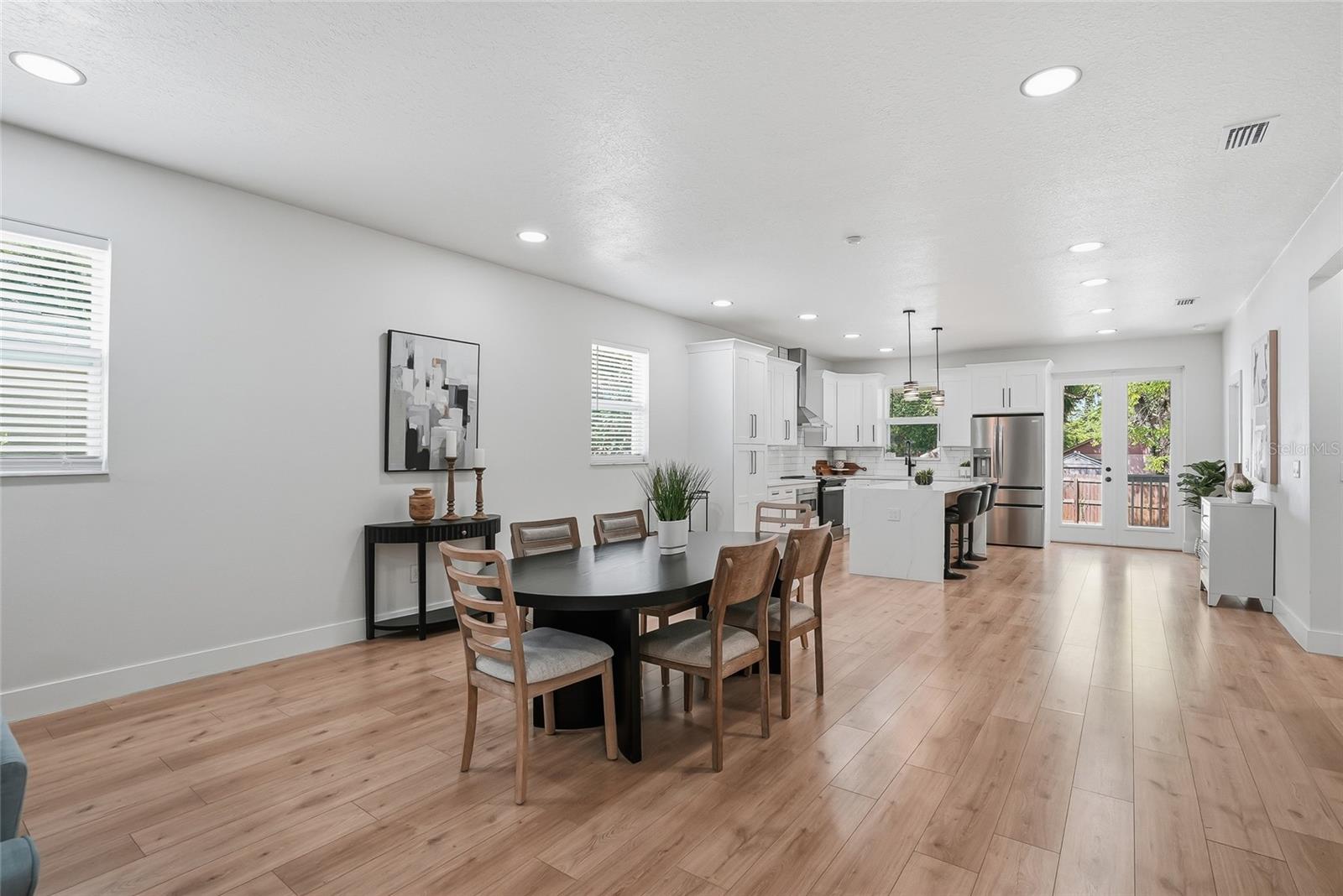 7706 N ARDEN AVE, TAMPA, FL, 33604