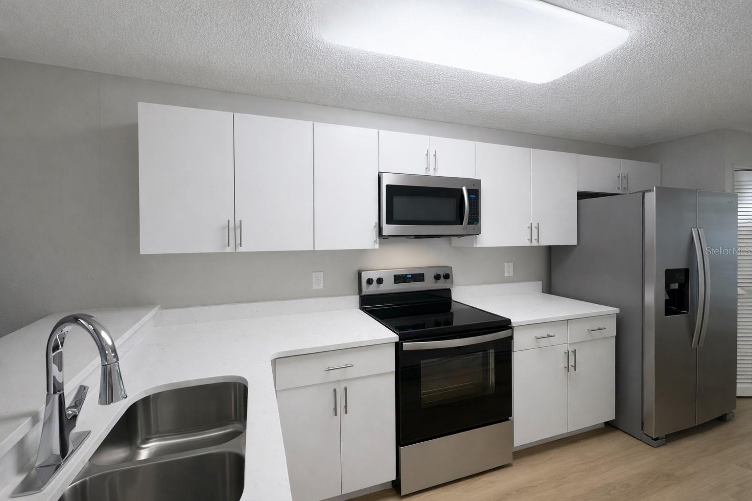 14639 PAR CLUB CIR, TAMPA, FL, 33618