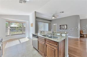 1664 PORTSMOUTH LAKE DR, BRANDON, FL, 33511