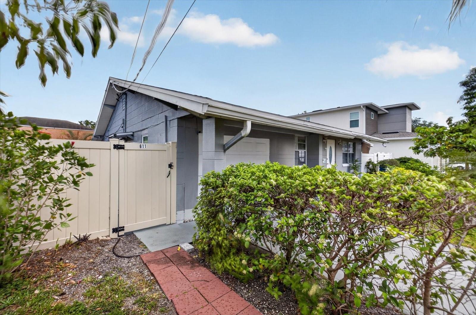 611 N BRADFORD AVE, TAMPA, FL, 33609