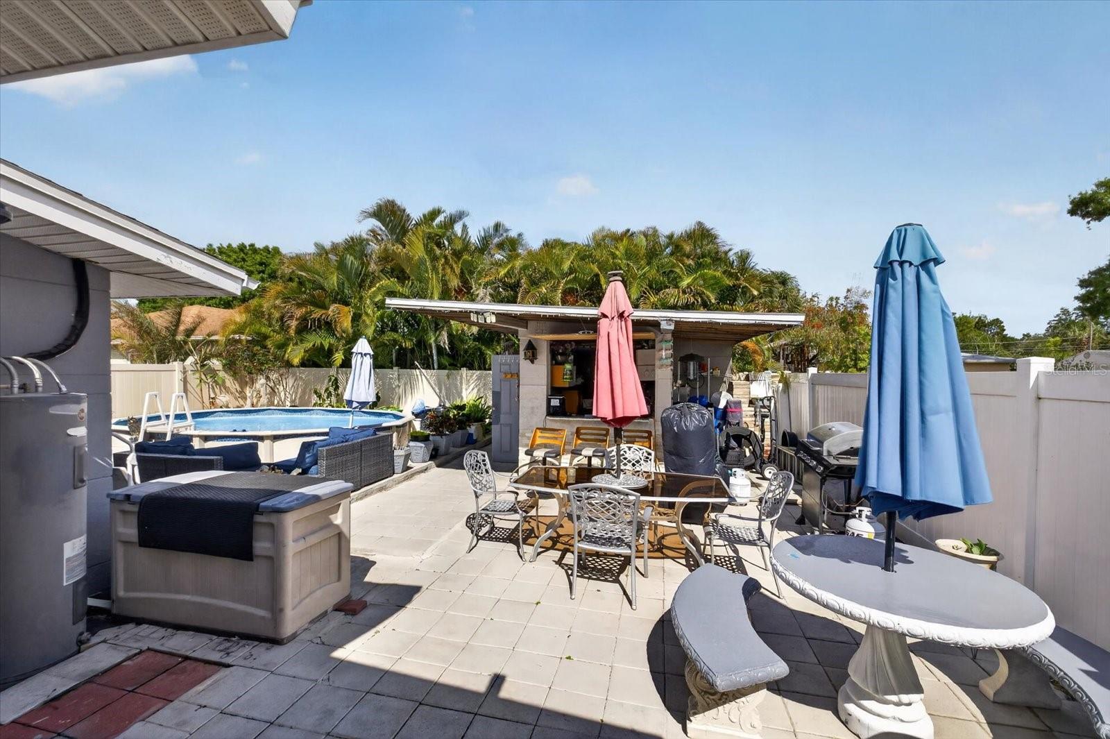 611 N BRADFORD AVE, TAMPA, FL, 33609