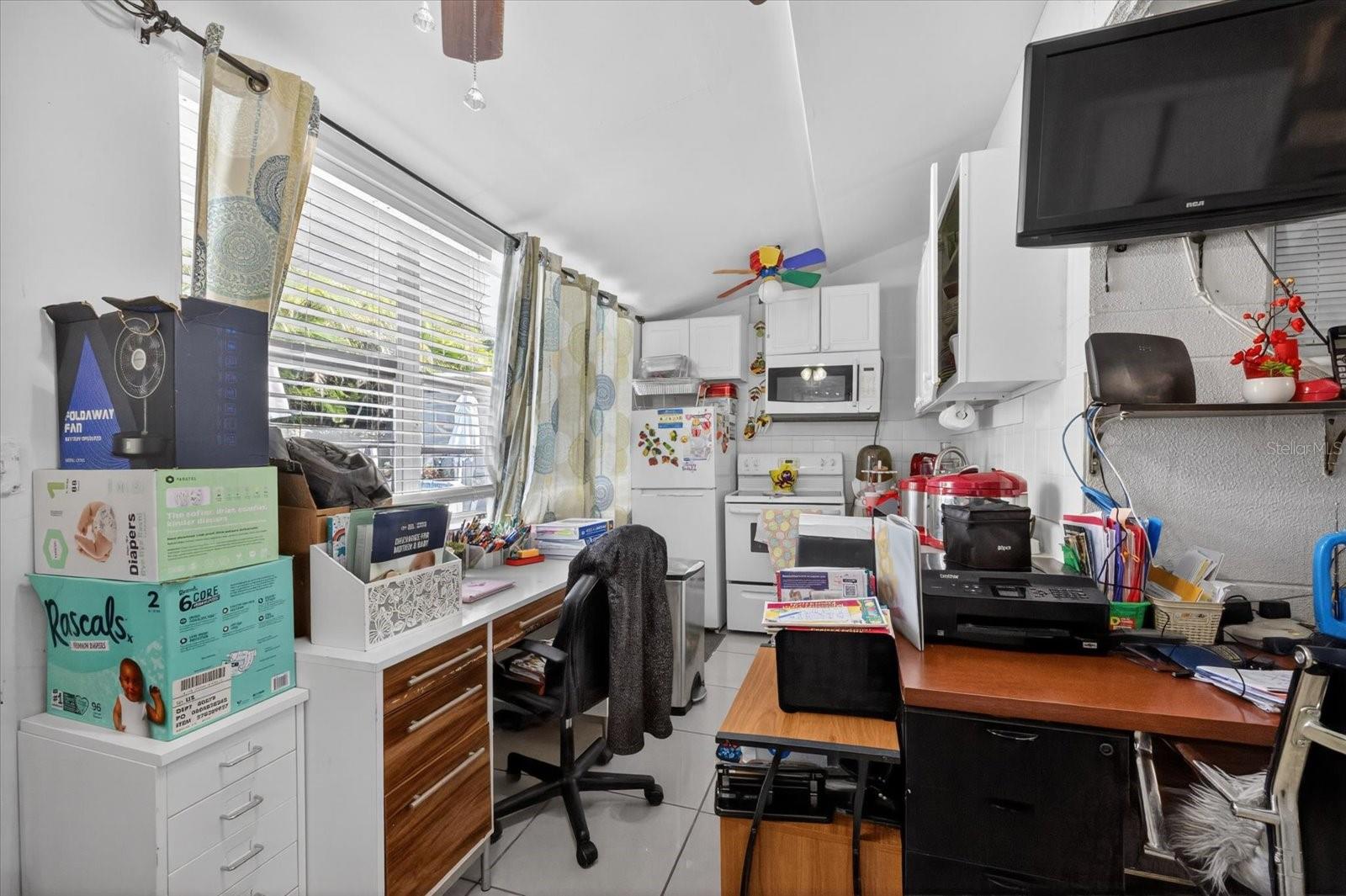 611 N BRADFORD AVE, TAMPA, FL, 33609