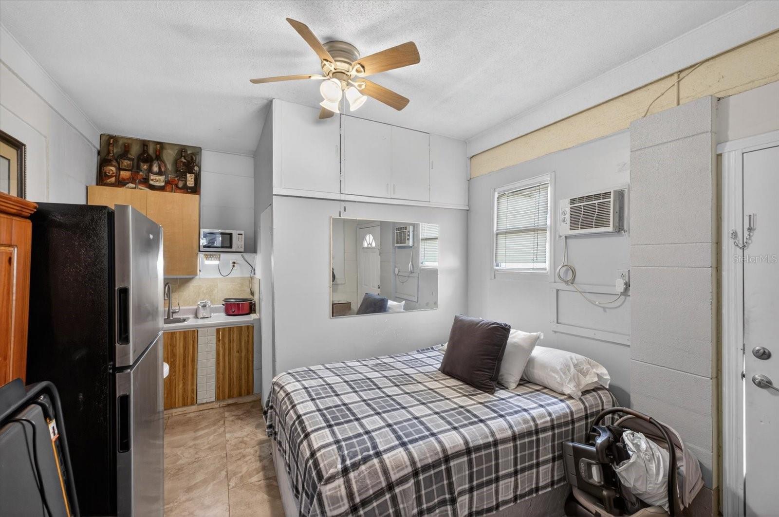 611 N BRADFORD AVE, TAMPA, FL, 33609