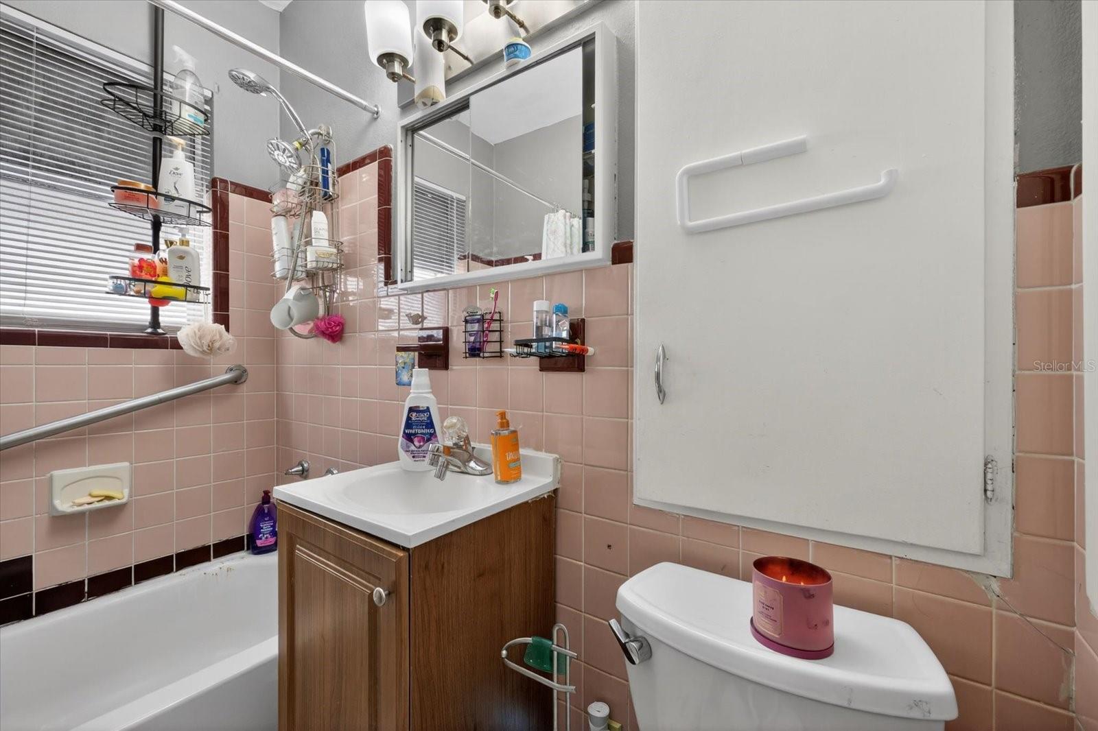 611 N BRADFORD AVE, TAMPA, FL, 33609