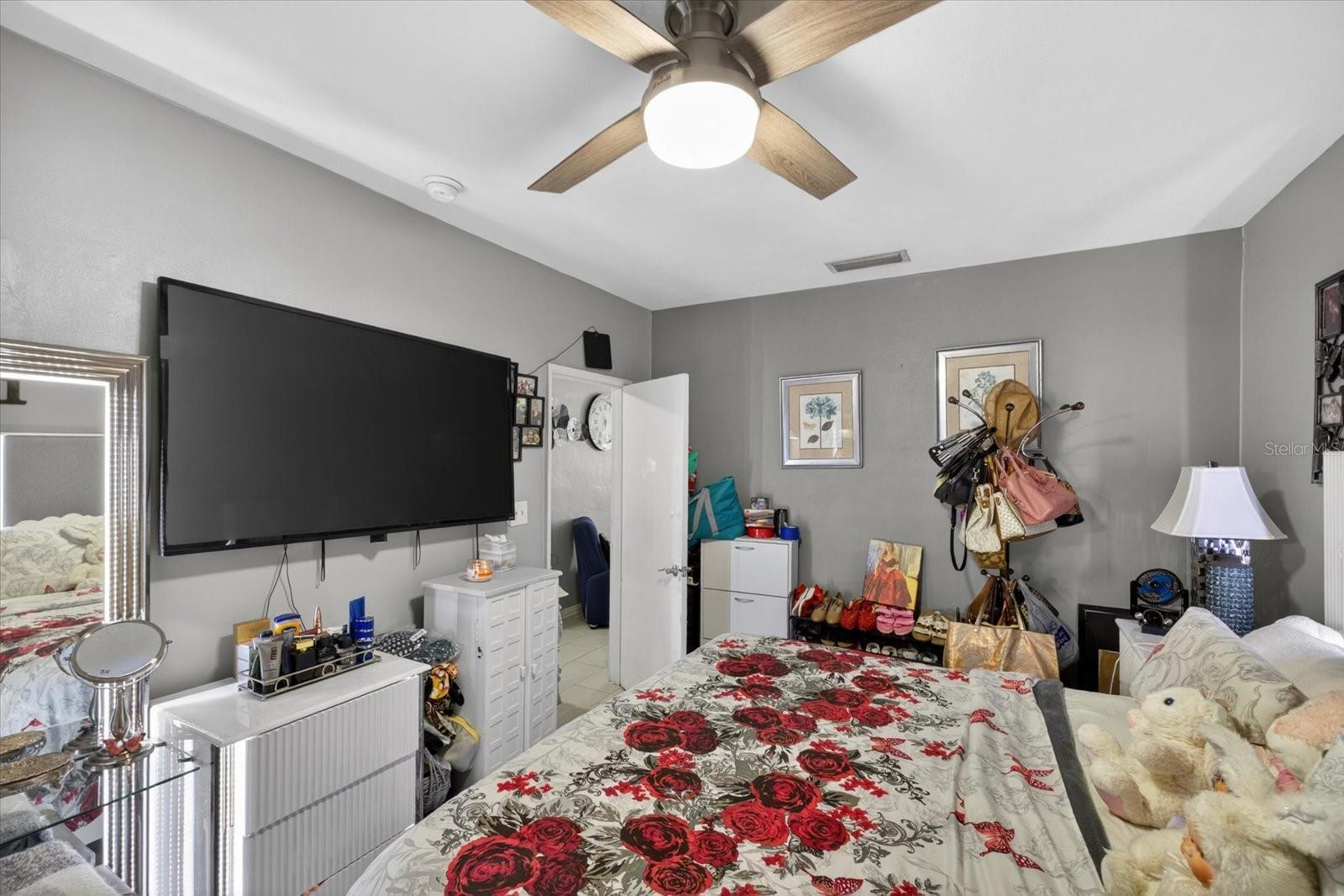 611 N BRADFORD AVE, TAMPA, FL, 33609