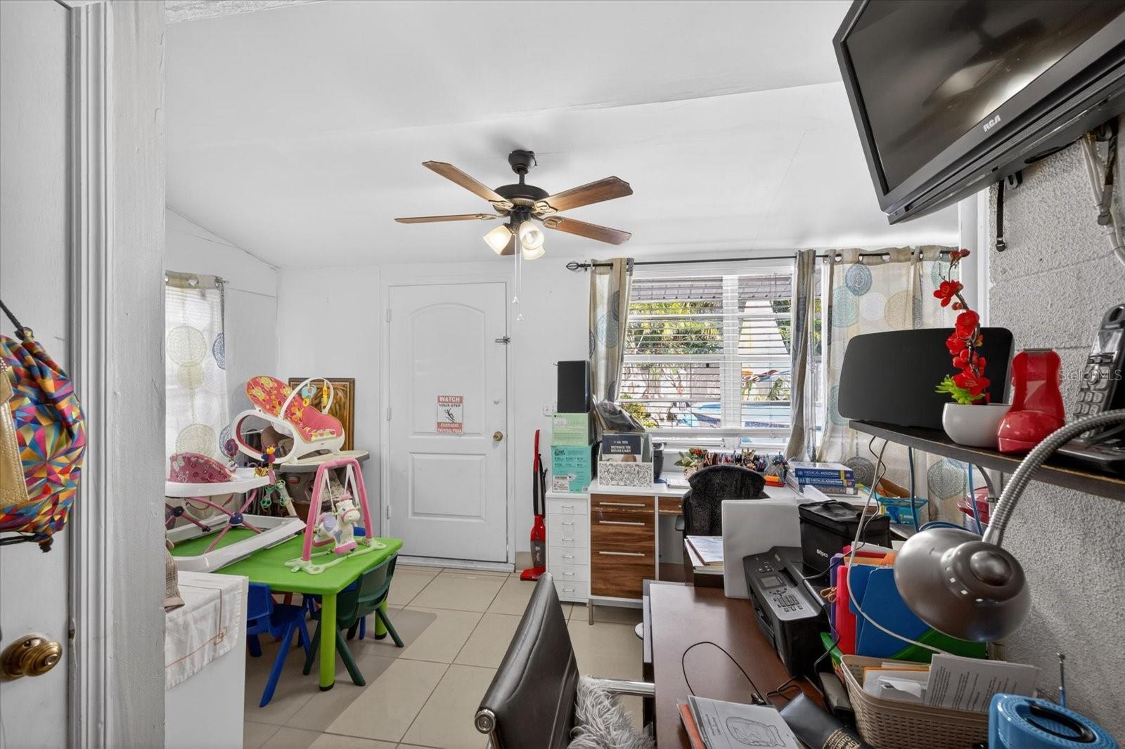 611 N BRADFORD AVE, TAMPA, FL, 33609