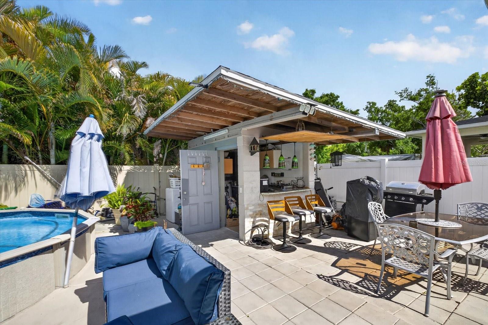 611 N BRADFORD AVE, TAMPA, FL, 33609