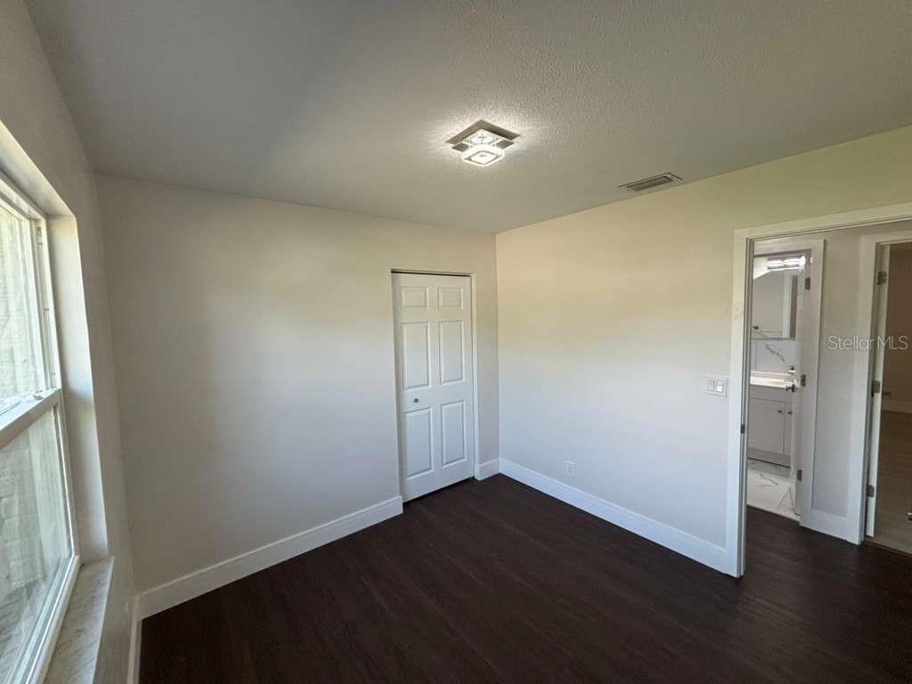 1070 N LIBBY CT, DAYTONA BEACH, FL, 32117