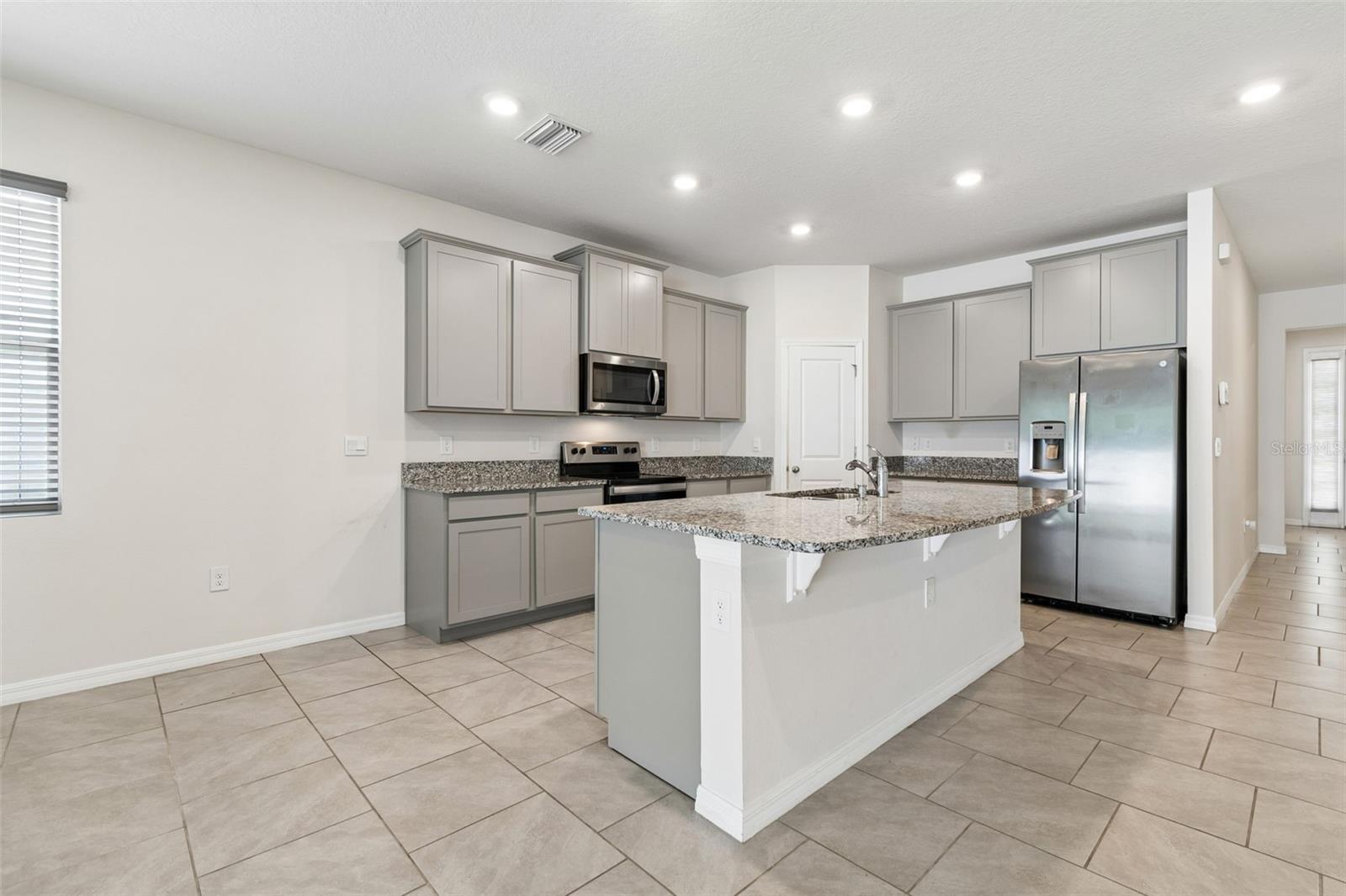 35977 MORSE WILLOW CT, ZEPHYRHILLS, FL, 33541