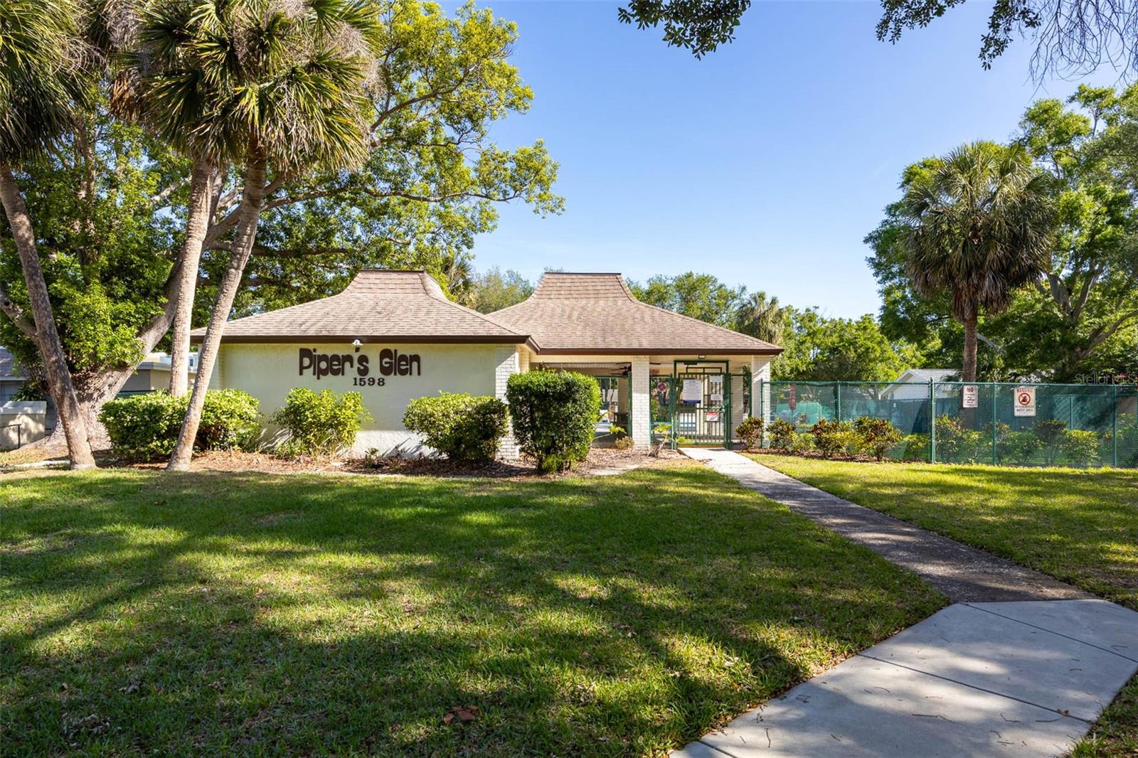 1597 AMBERLEA DR S #1597, DUNEDIN, FL, 34698