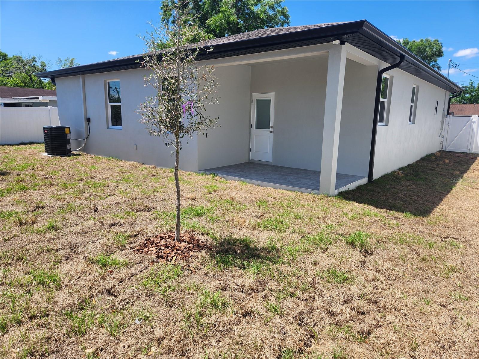 10909 N 28TH ST, TAMPA, FL, 33612