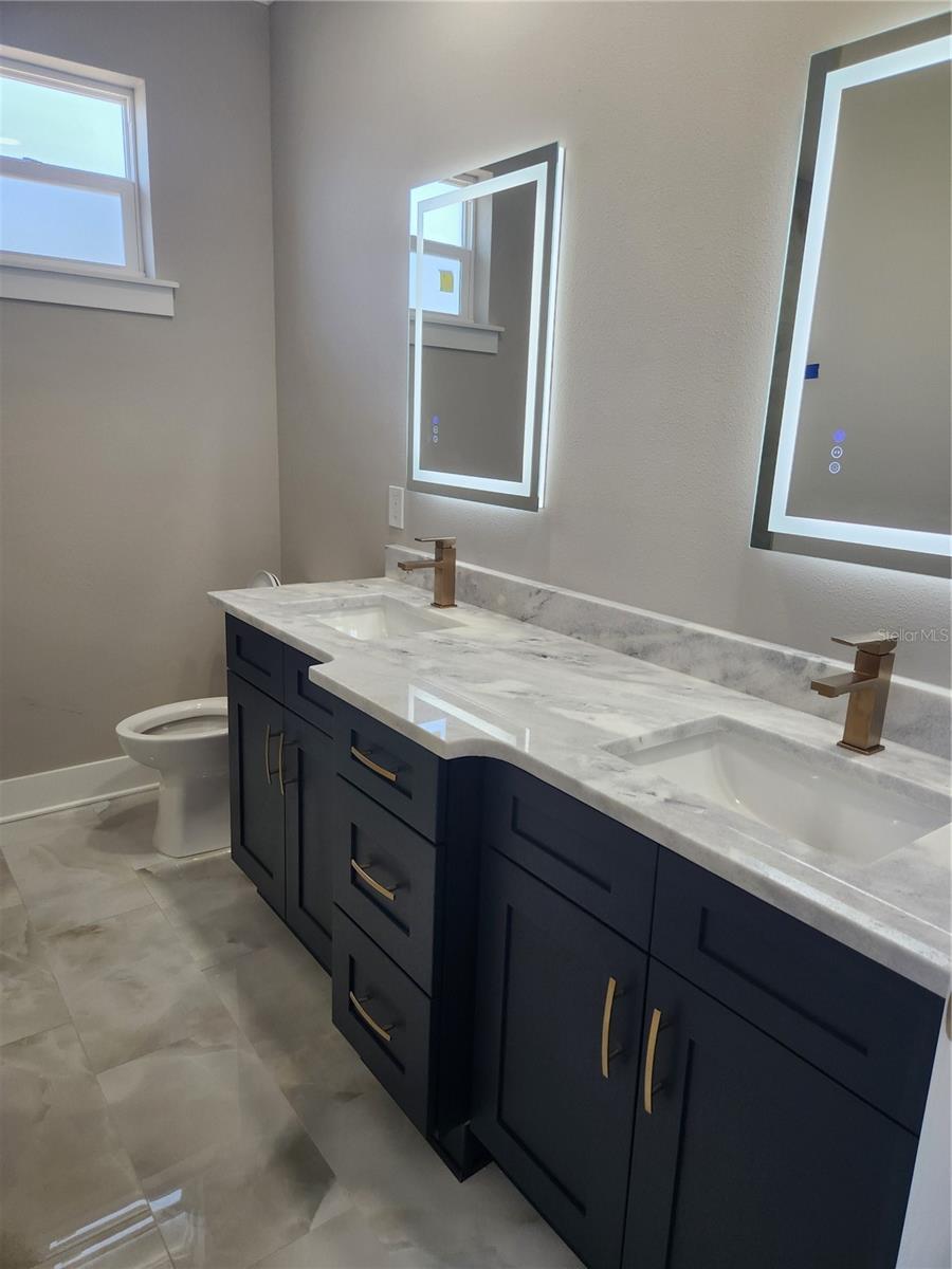 10909 N 28TH ST, TAMPA, FL, 33612