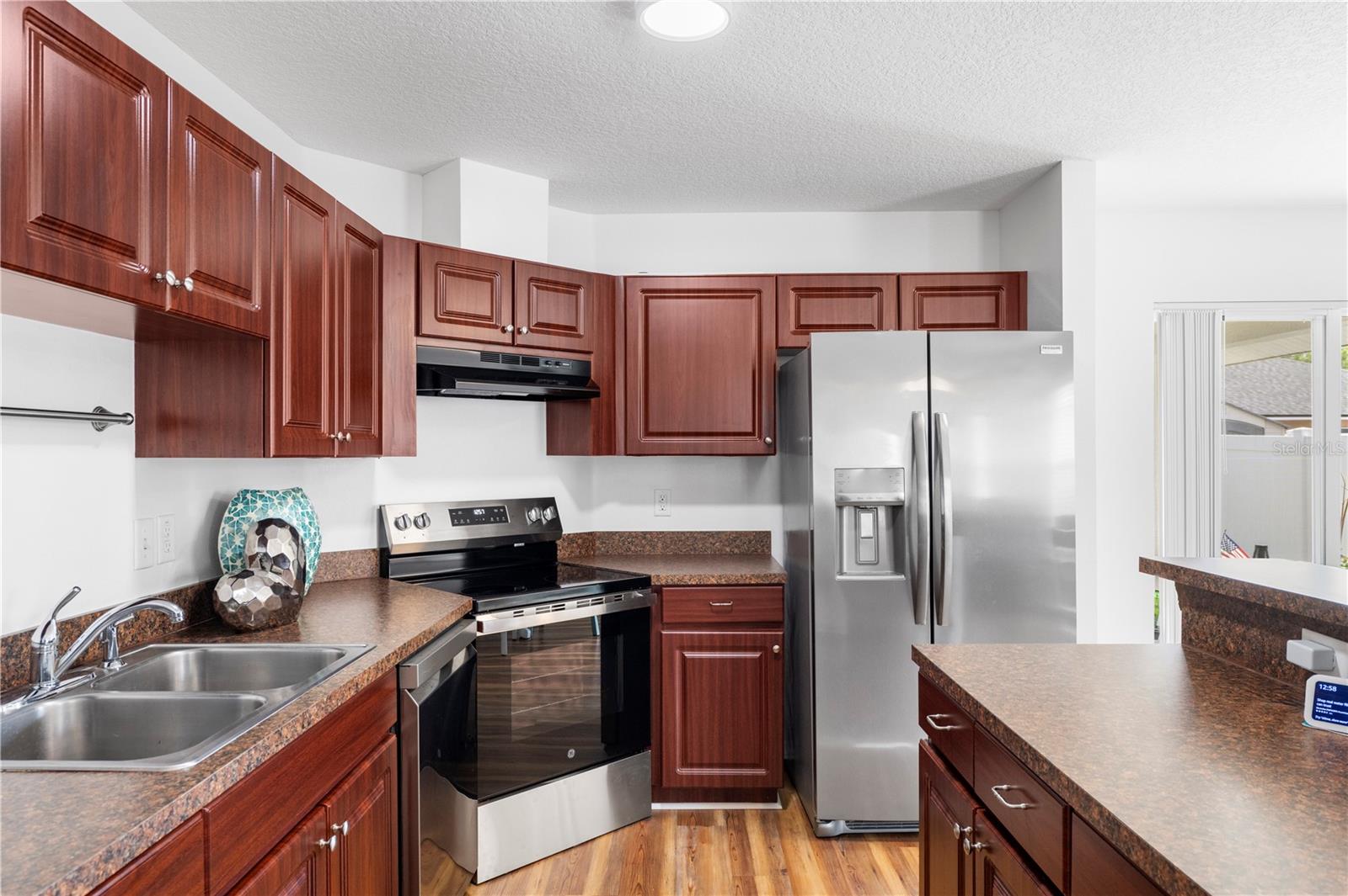 15404 BAMA BREEZE PL, WIMAUMA, FL, 33598