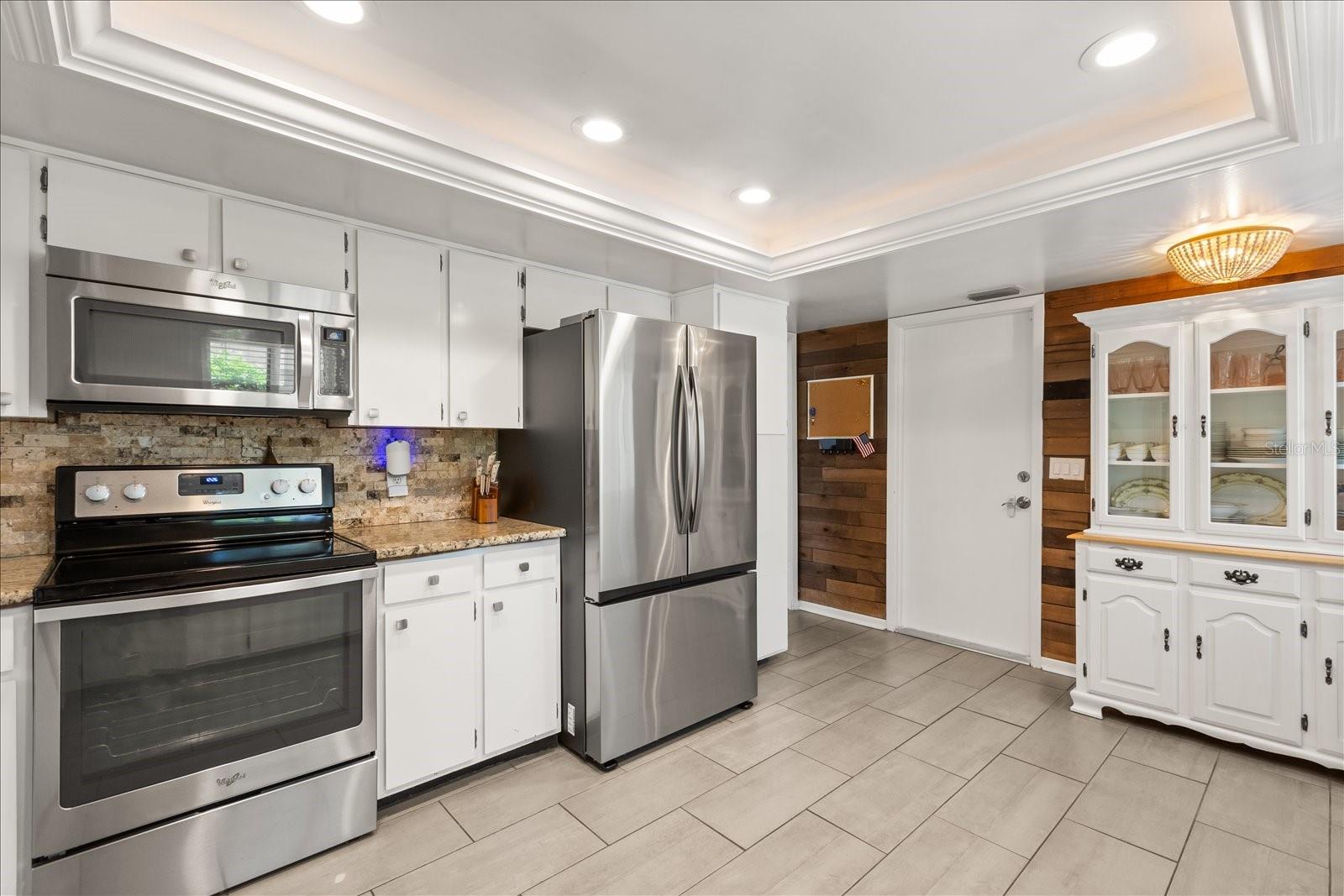 420 W WEKIVA TRL, LONGWOOD, FL, 32779