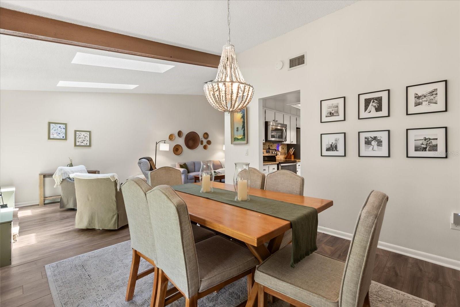 420 W WEKIVA TRL, LONGWOOD, FL, 32779