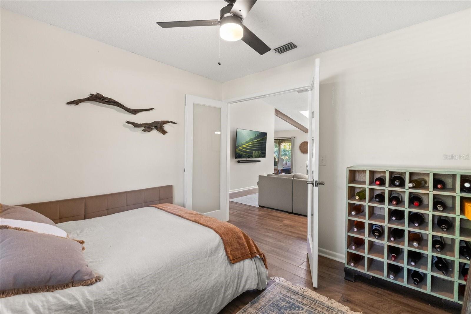 420 W WEKIVA TRL, LONGWOOD, FL, 32779