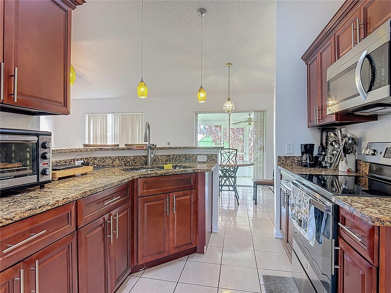 972 CAMBRIDGE CT, KISSIMMEE, FL, 34758