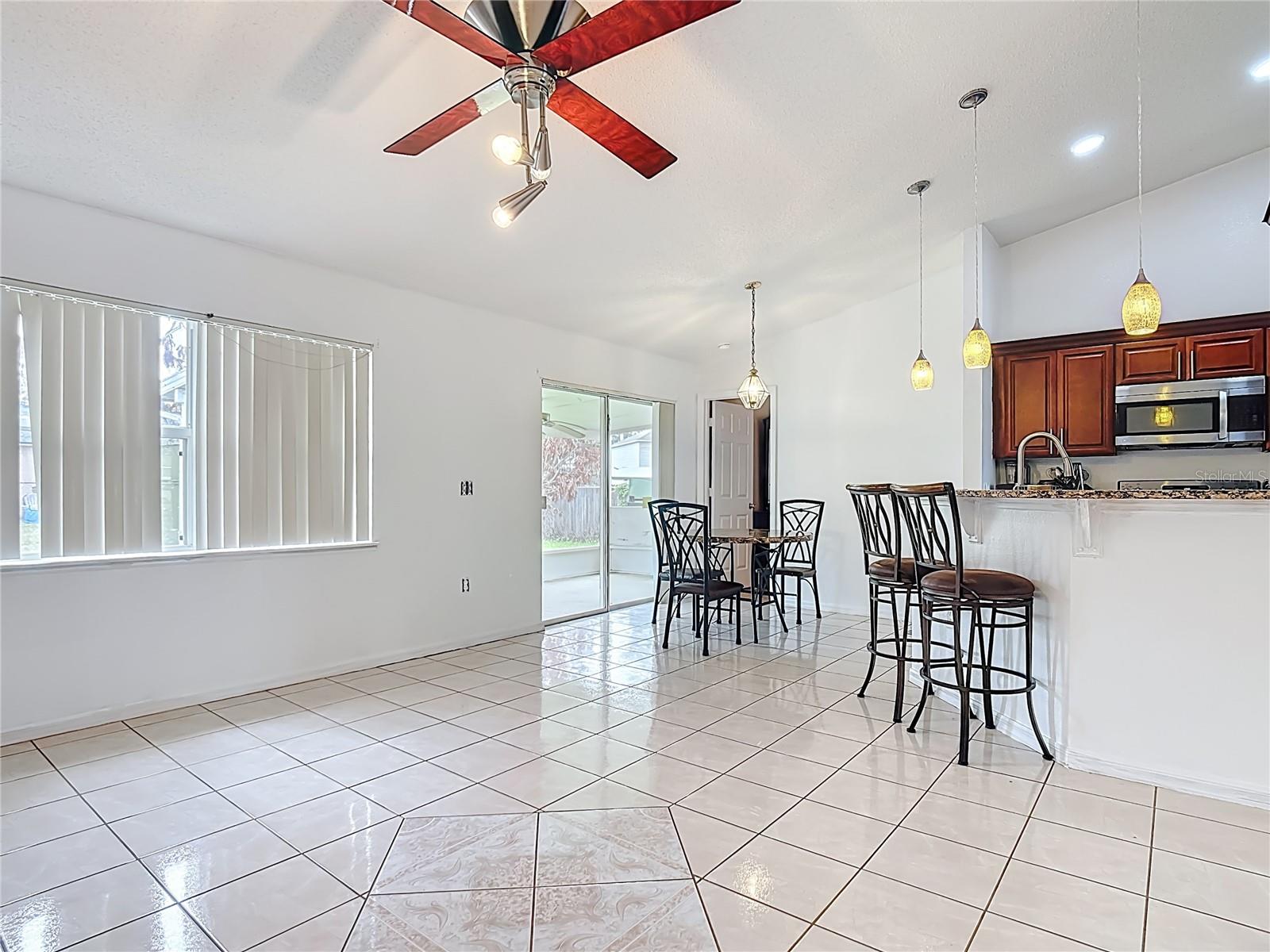 972 CAMBRIDGE CT, KISSIMMEE, FL, 34758