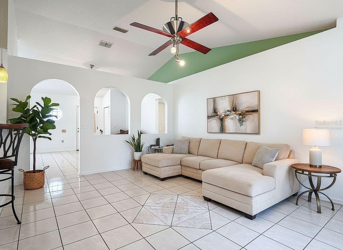 972 CAMBRIDGE CT, KISSIMMEE, FL, 34758