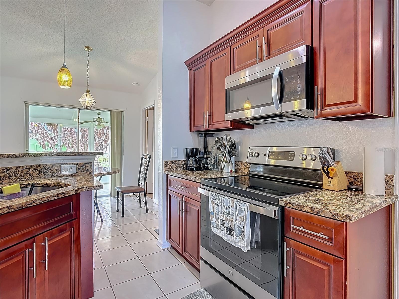 972 CAMBRIDGE CT, KISSIMMEE, FL, 34758