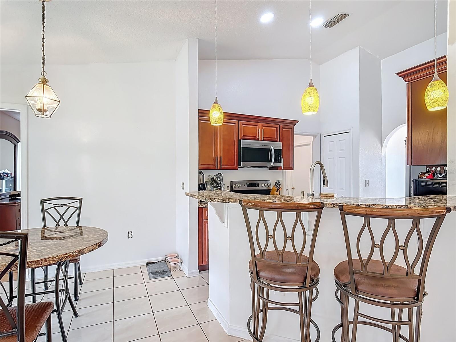 972 CAMBRIDGE CT, KISSIMMEE, FL, 34758