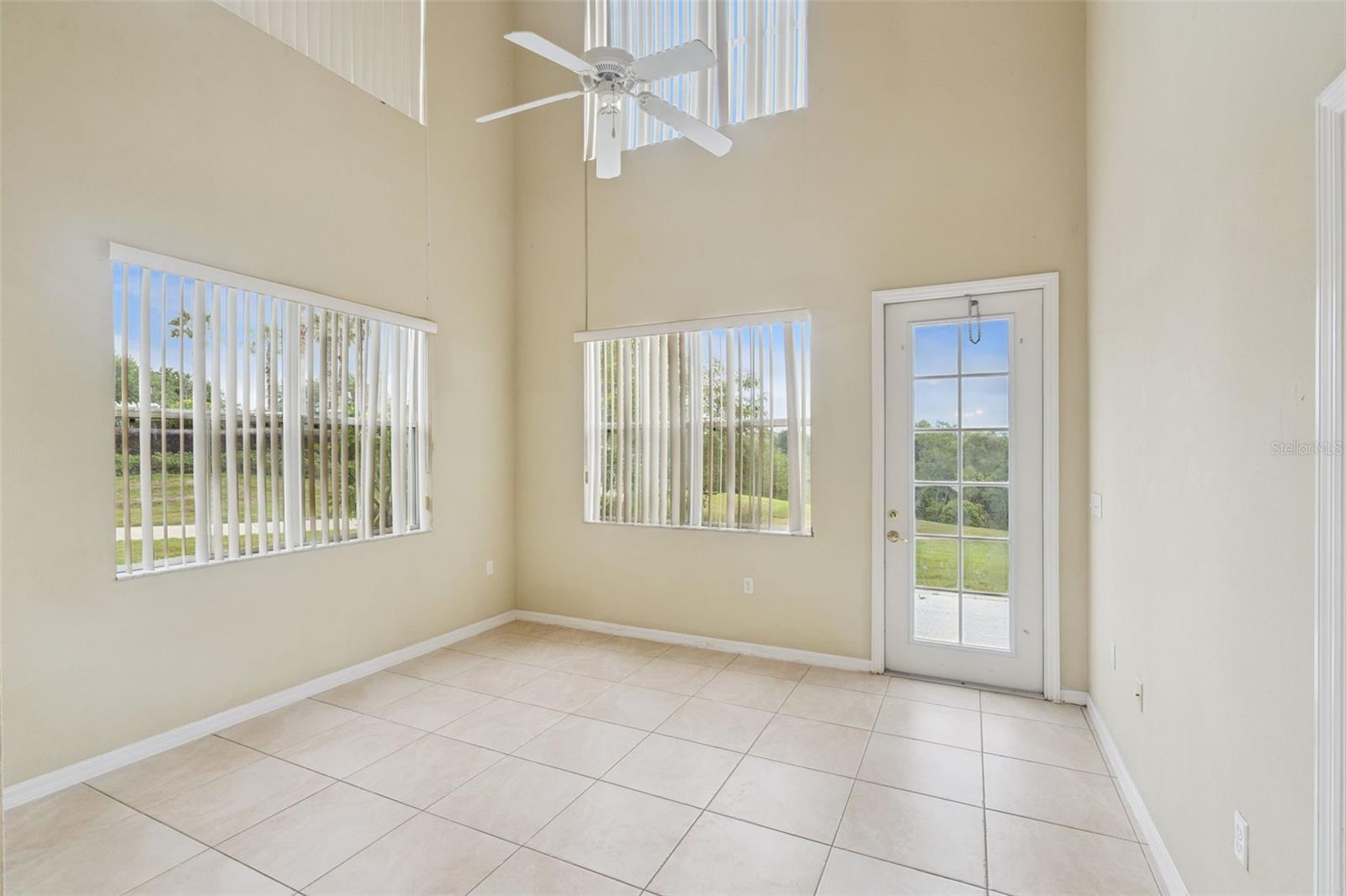 722 CHACALL LOOP, MOUNT DORA, FL, 32757