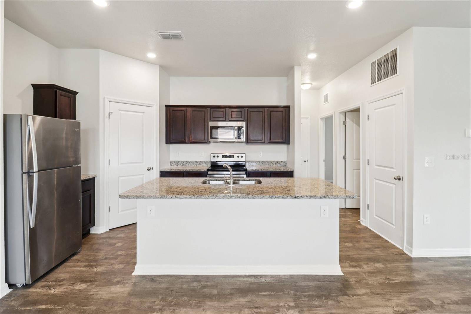 3098 NEVERLAND DR, NEW SMYRNA BEACH, FL, 32168