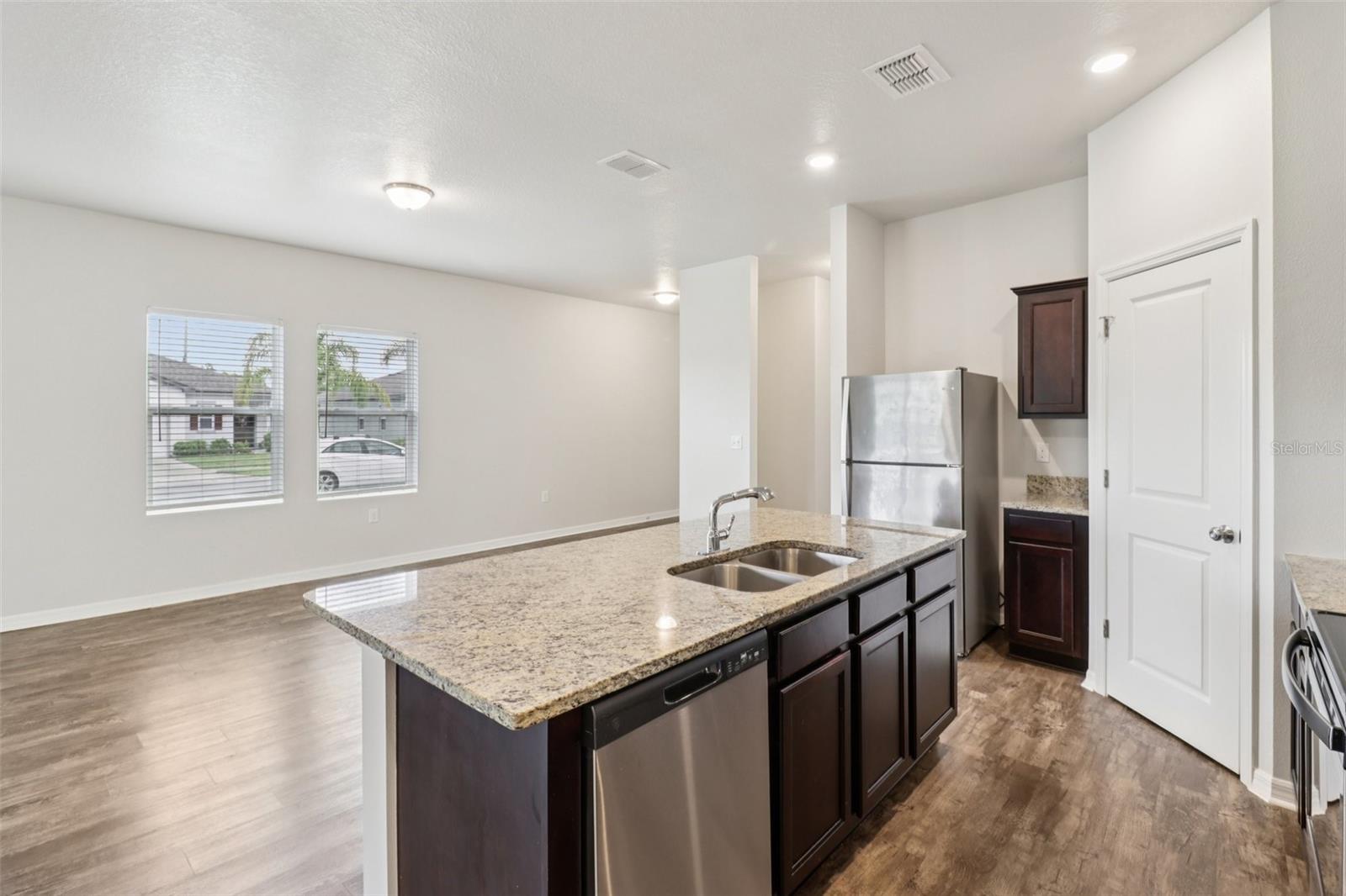 3098 NEVERLAND DR, NEW SMYRNA BEACH, FL, 32168