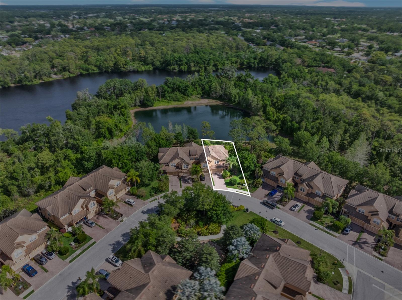 8204 VILLA GRANDE CT, SARASOTA, FL, 34243