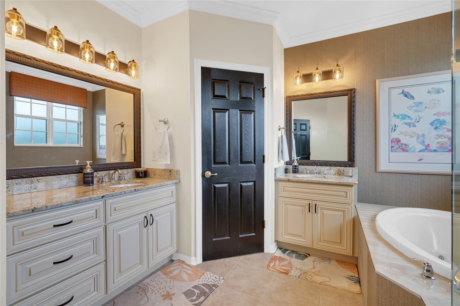 8204 VILLA GRANDE CT, SARASOTA, FL, 34243