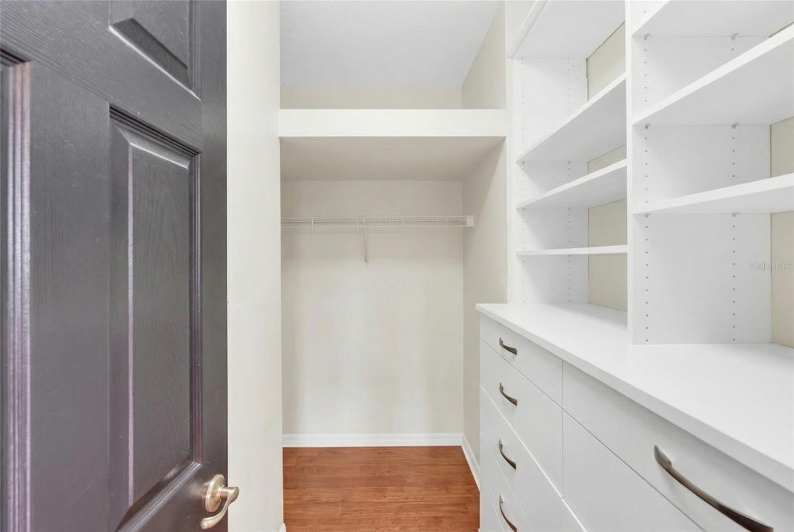 8204 VILLA GRANDE CT, SARASOTA, FL, 34243