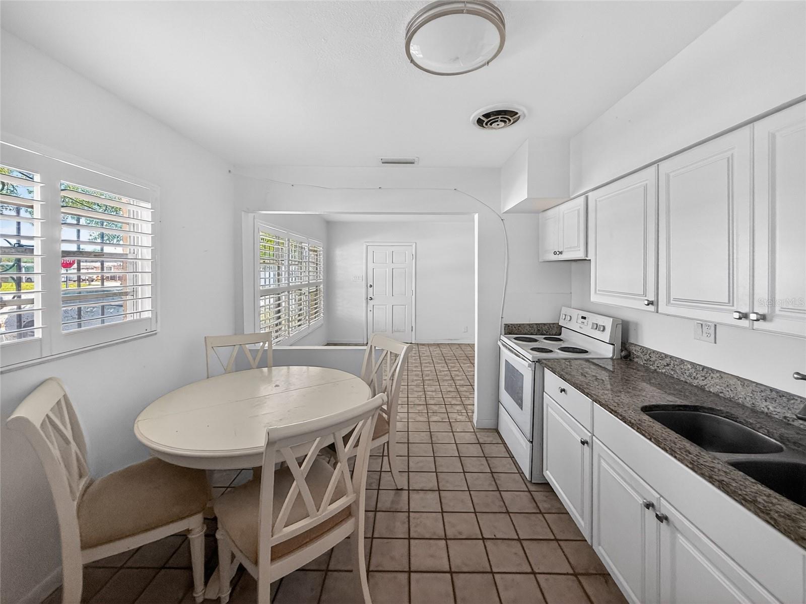 6202 N HALE AVE, TAMPA, FL, 33614