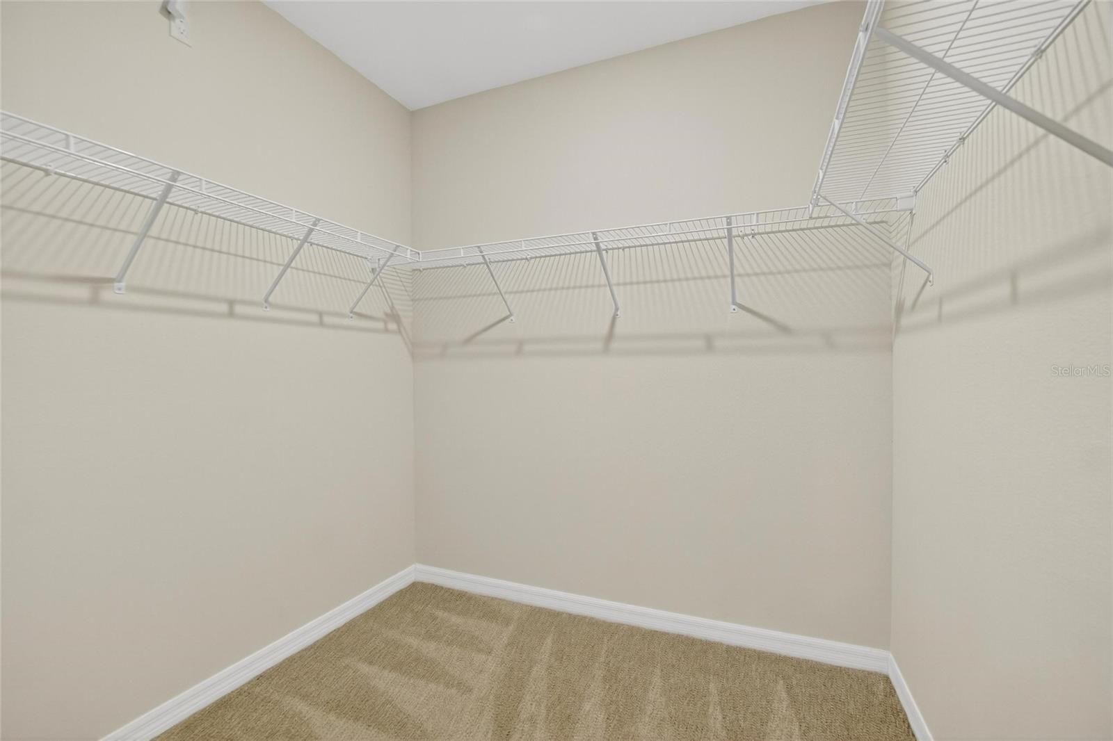 820 SUN BURST RD, WINTER HAVEN, FL, 33880