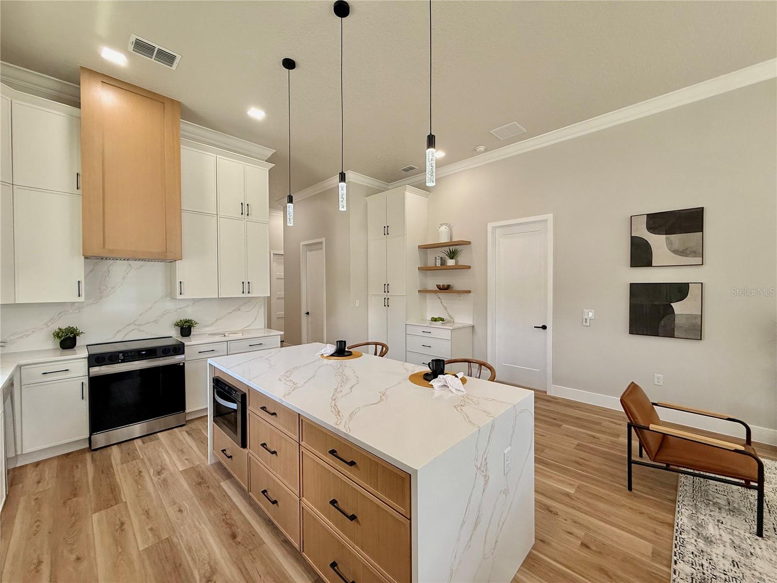 5637 MARINELL DR, ORLANDO, FL, 32809