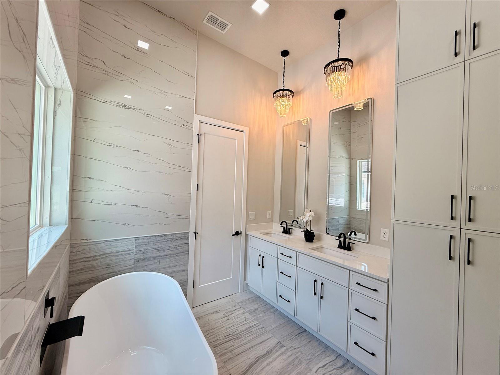 5637 MARINELL DR, ORLANDO, FL, 32809