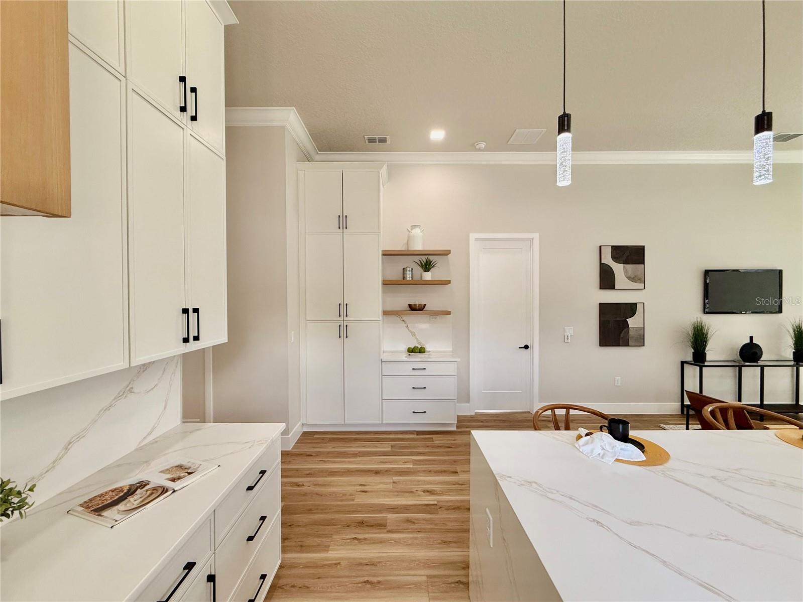 5637 MARINELL DR, ORLANDO, FL, 32809