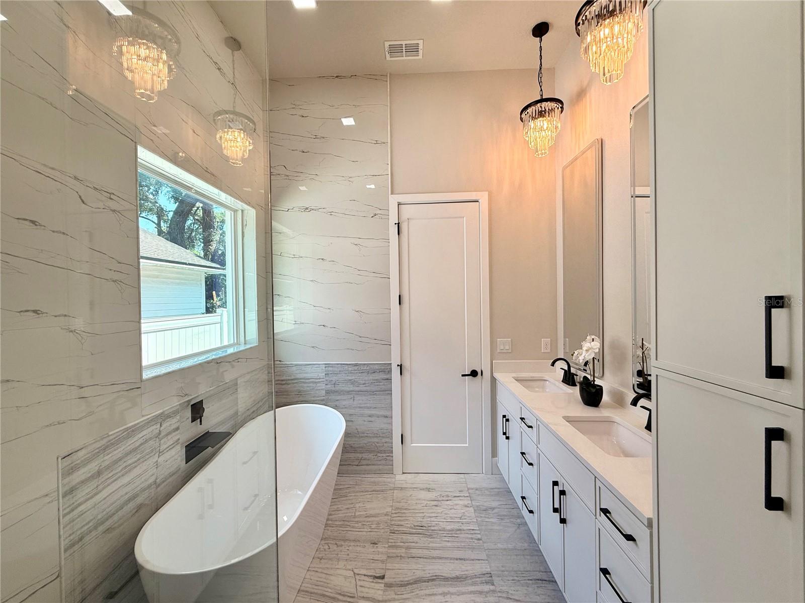 5637 MARINELL DR, ORLANDO, FL, 32809