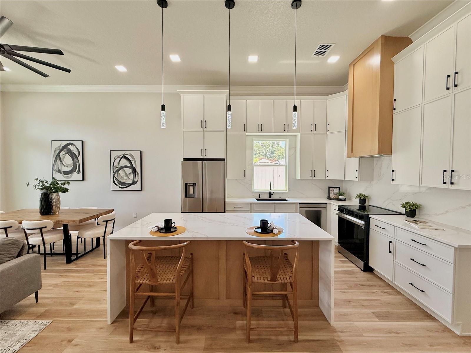 5637 MARINELL DR, ORLANDO, FL, 32809